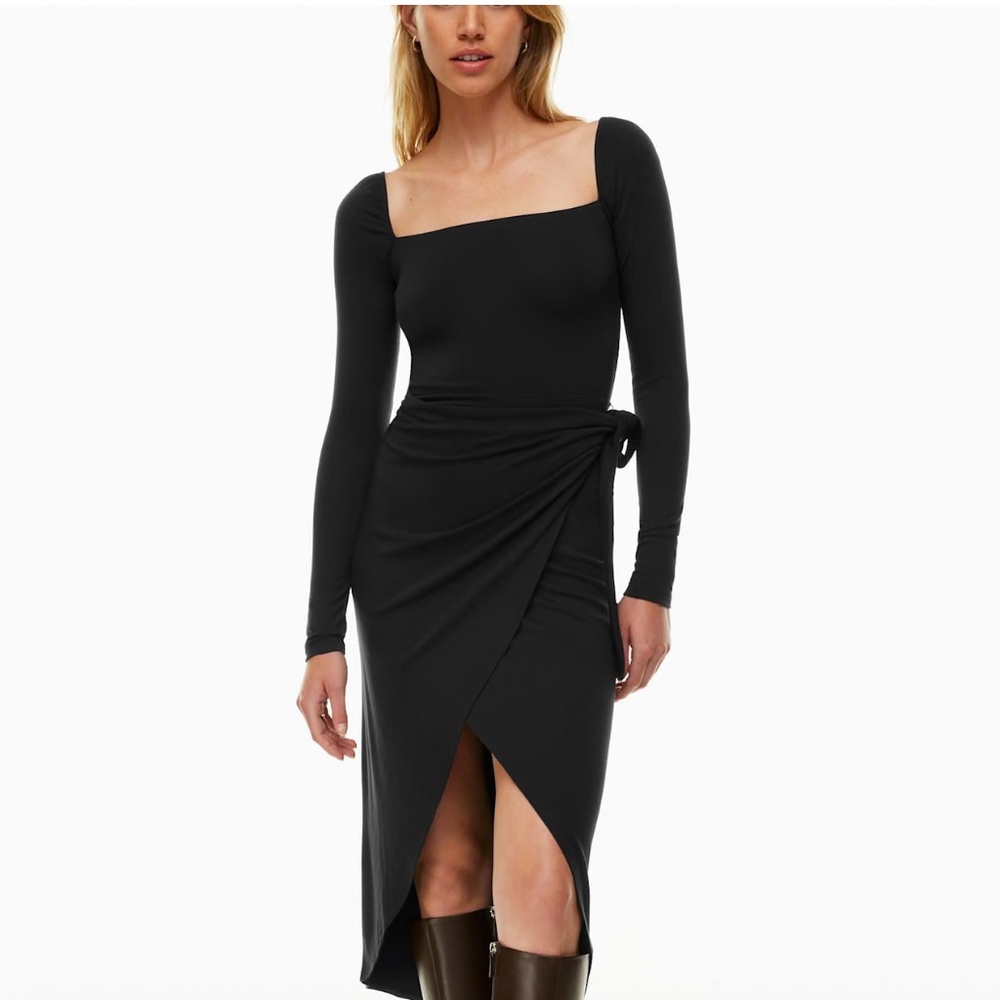 Aritzia Wilfred Saturn Long Sleeve Black Midi Dress Medium